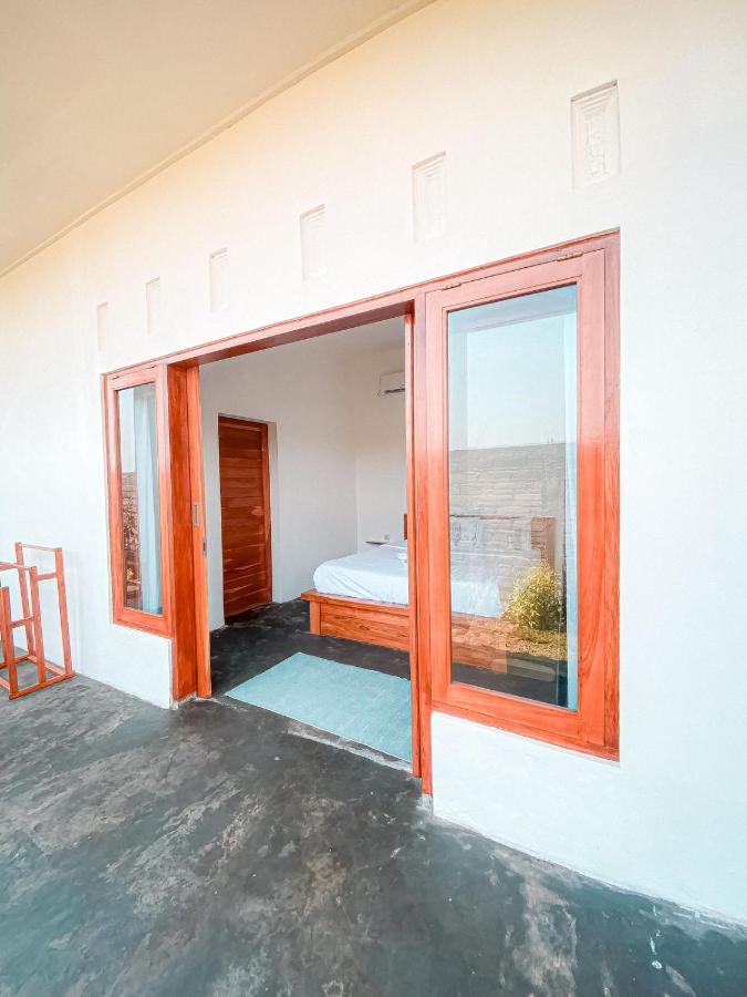 Turtle House Surf & Stay Airsatang Exteriör bild