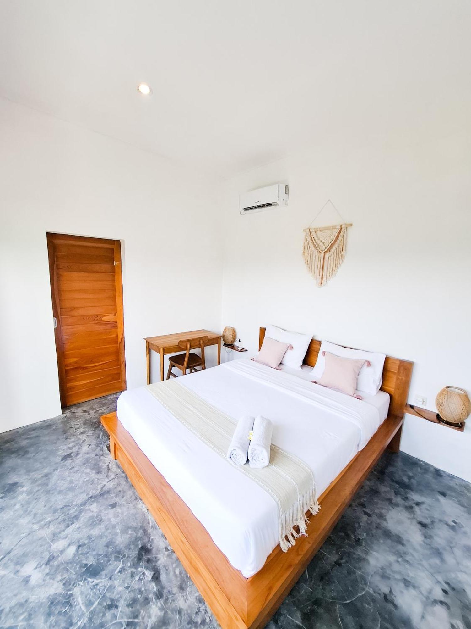 Turtle House Surf & Stay Airsatang Exteriör bild